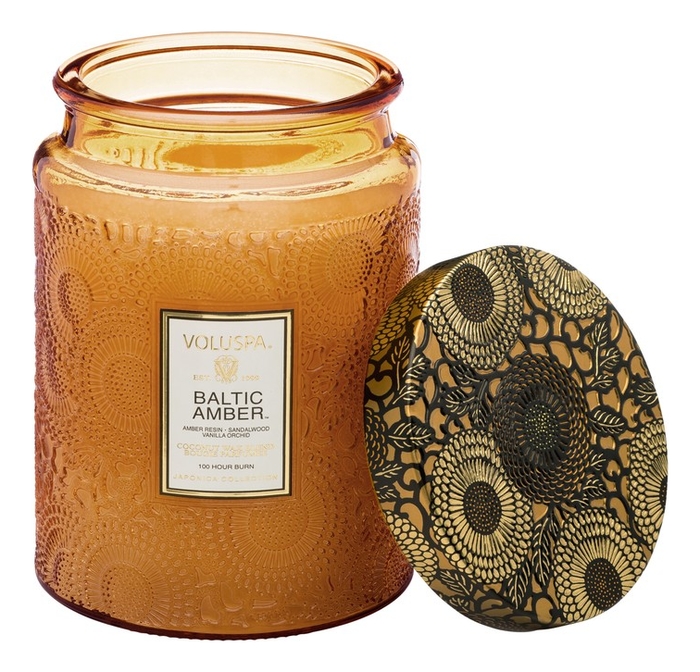 Ароматическая свеча Baltic Amber (балтийский янтарь): свеча в большом стеклянном подсвечнике 510г от Randewoo