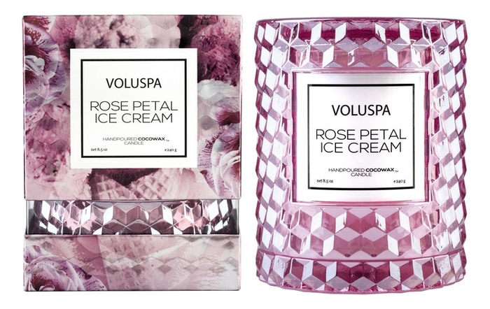Купить Ароматическая свеча Rose Petal Ice Cream (мороженное с лепестками роз): свеча в стеклянном подсвечнике с крышкой 240г, VOLUSPA