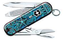 Victorinox Нож-брелок Classic Ocean Life 58мм, 7 функций 0.6223.L2108
