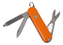 Victorinox Нож-брелок Classic SD Colors Mango Tango 58мм, 7 функций 0.6223.83G