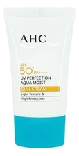 AHC Легкий солнцезащитный крем для лица UV Perfect Aqua Moist Sun Cream SPF50+ PA++++ 50мл