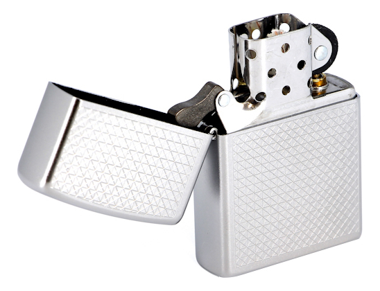 

Зажигалка бензиновая Diamond Plate 205